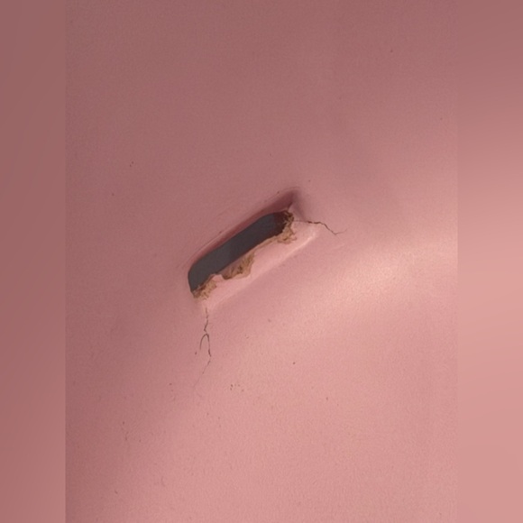 VGUC Baby Bumbo Pink and Cream Baby Seat with Detachable Tray and Safety Straps - Picture 5 of 16